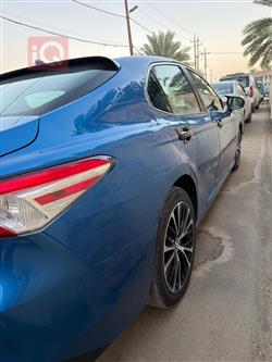 تۆیۆتا کامری